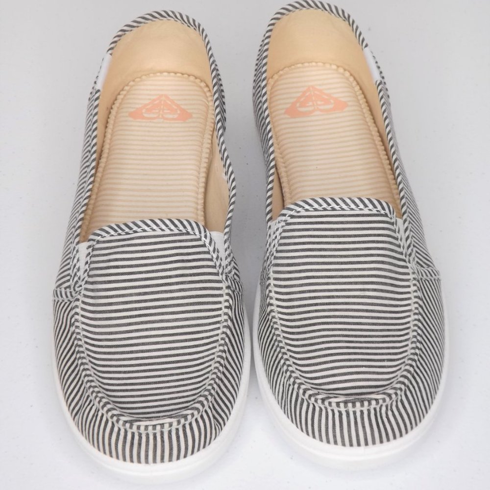 Roxy Minnow Loafers Slate Blue and White Size 8.5 Never Worn